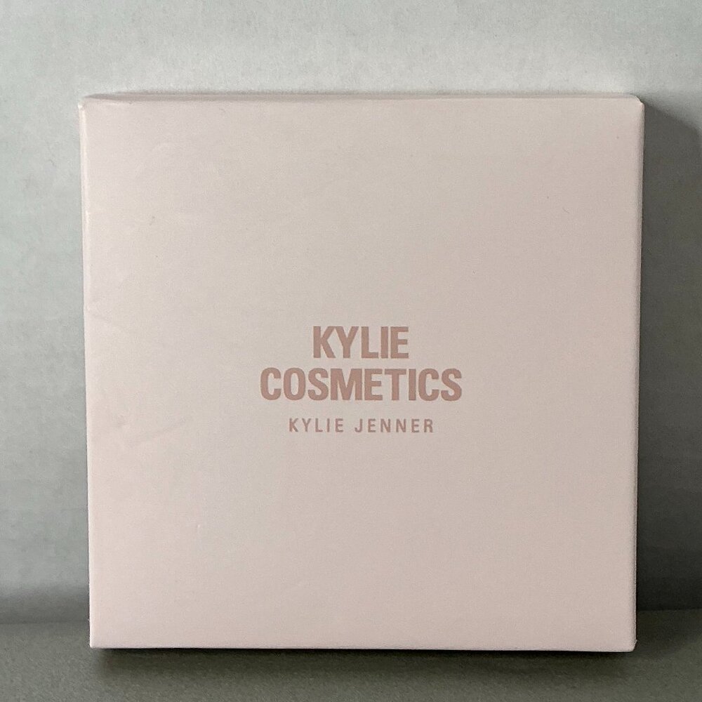 Kylie Jenner Kylie Cosmetics Compact Mirror